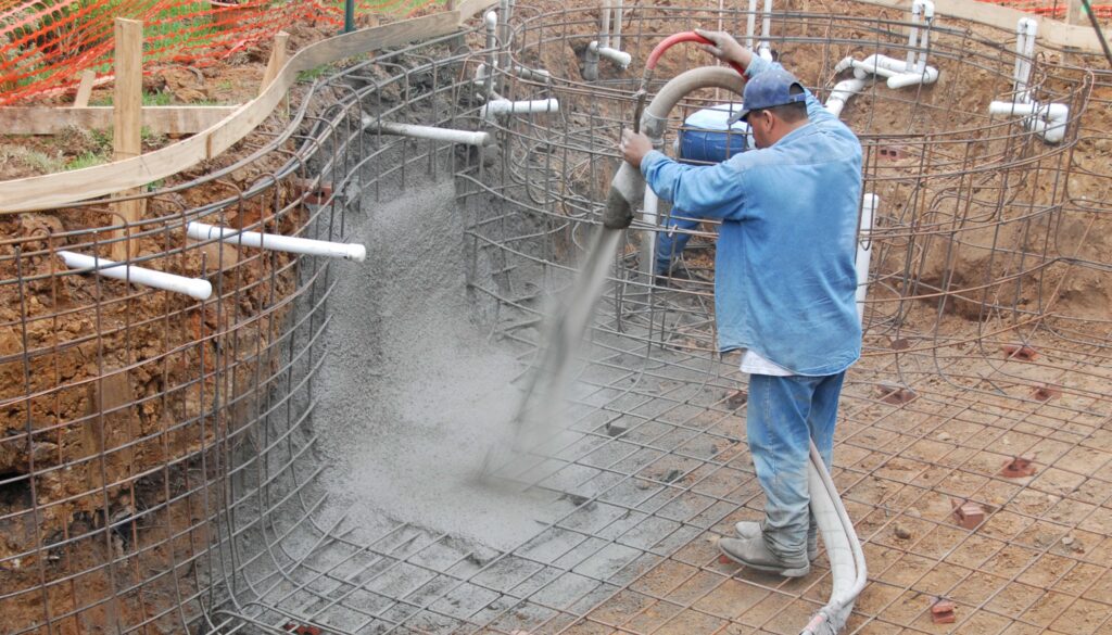 Gunitado para piscinas | Diseño y resistencia total